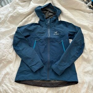 Arcteryx rain jacket